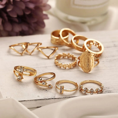 13 Pieces Medallion Ring Set With Austrian Crystals - Exactly Bliss