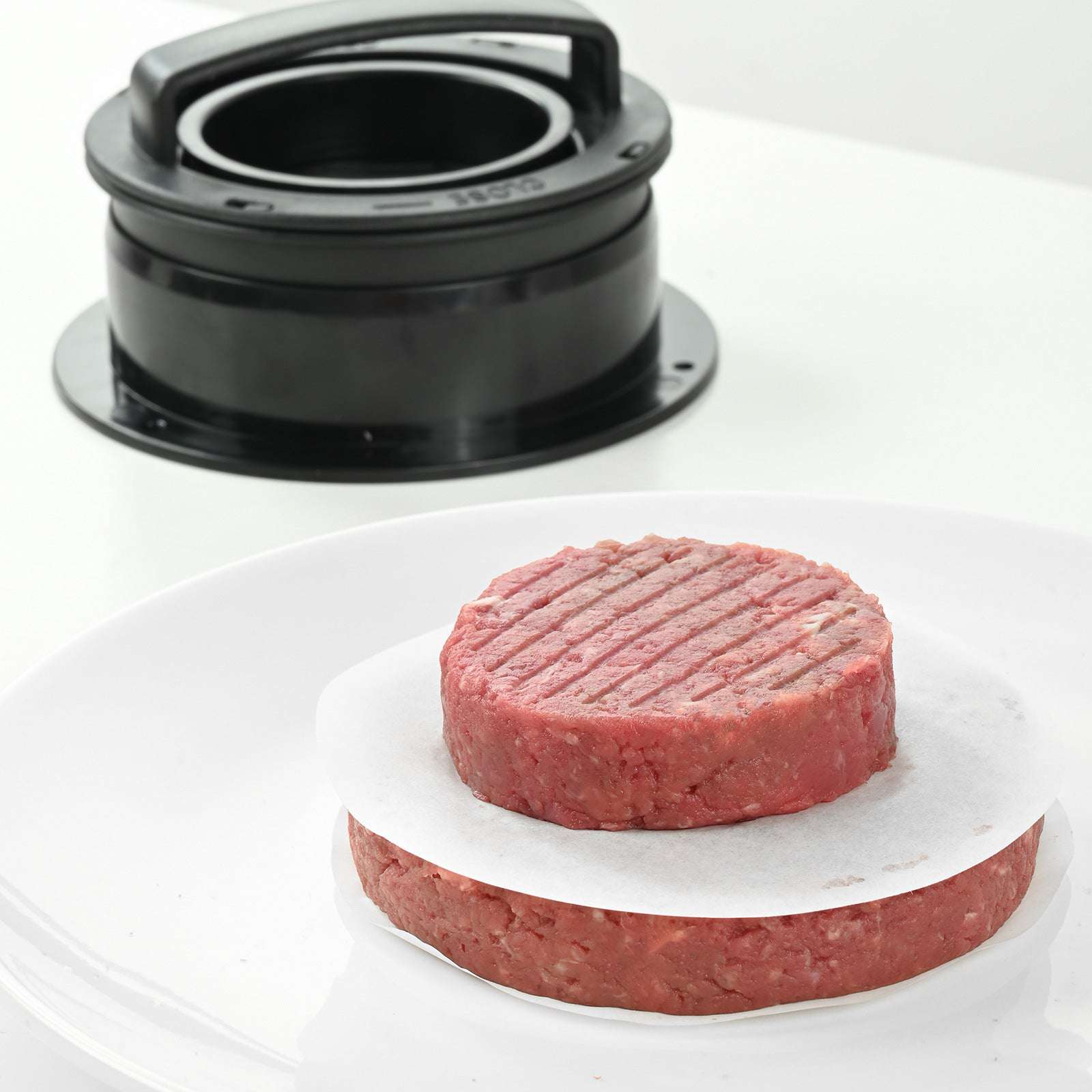 4 - in - 1 Hamburger Press & Sandwich Maker - Exactly Bliss