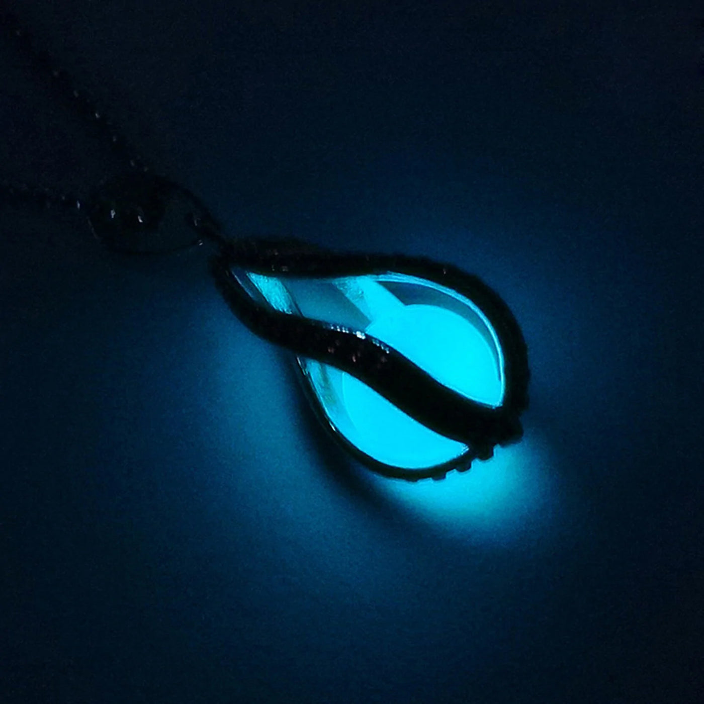 GloDrop Necklace - Exactly Bliss